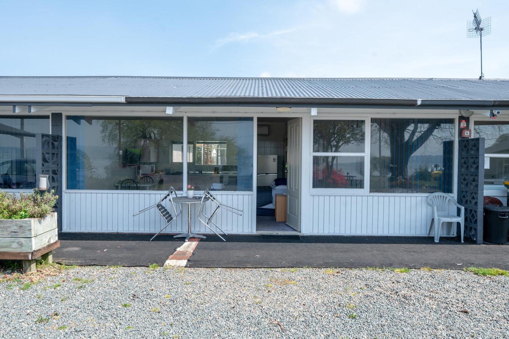 Jack & Di'S Lakefront Motel Distretto di Distretto di Rotorua Esterno foto