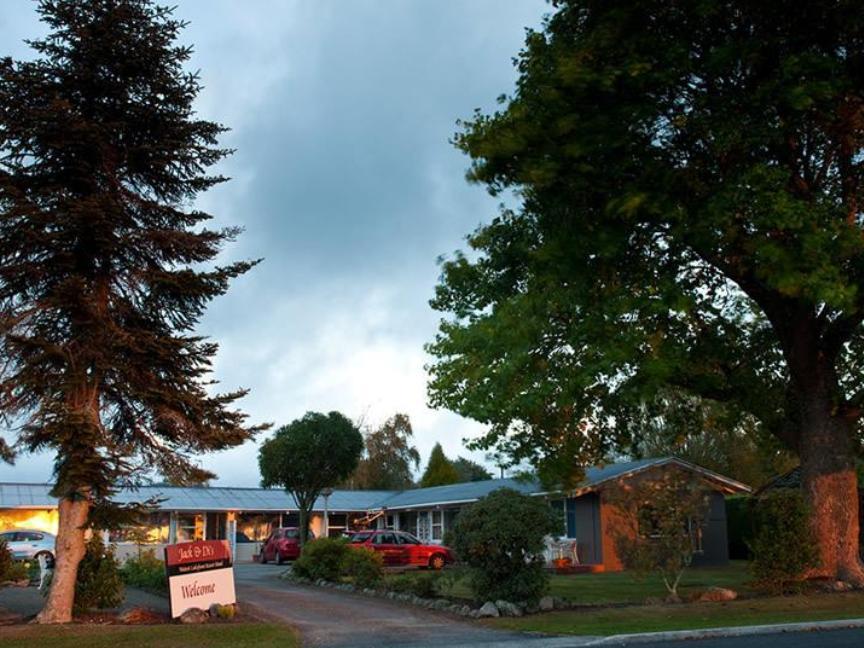 Jack & Di'S Lakefront Motel Distretto di Distretto di Rotorua Esterno foto