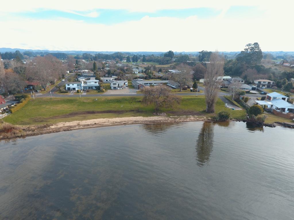 Jack & Di'S Lakefront Motel Distretto di Distretto di Rotorua Esterno foto